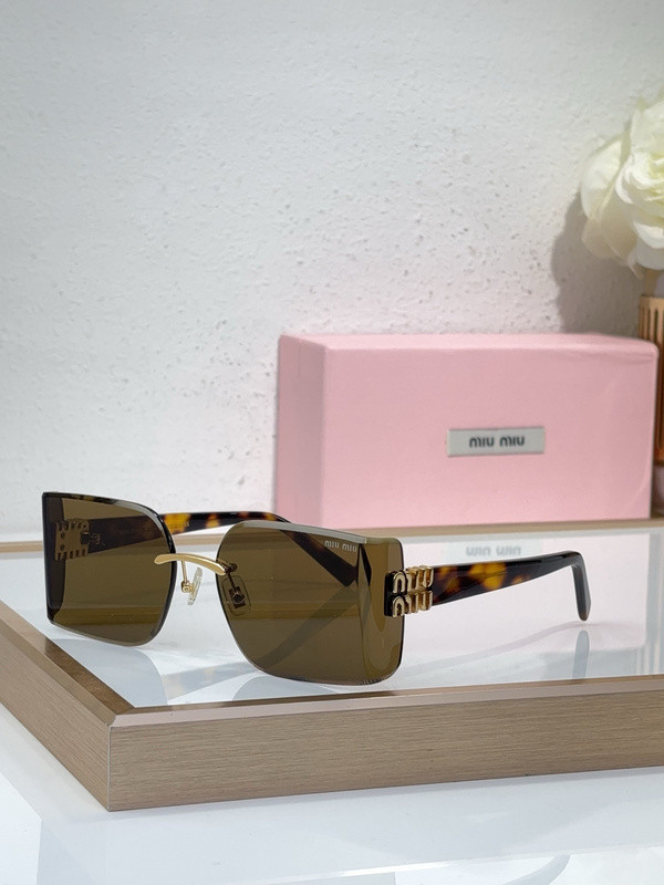 Miu Miu Sunglasses AAAA-1735