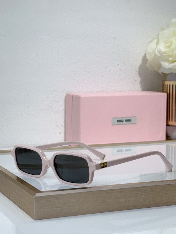 Miu Miu Sunglasses AAAA-1821
