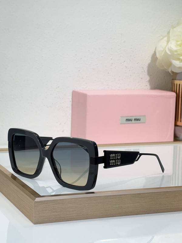 Miu Miu Sunglasses AAAA-1750
