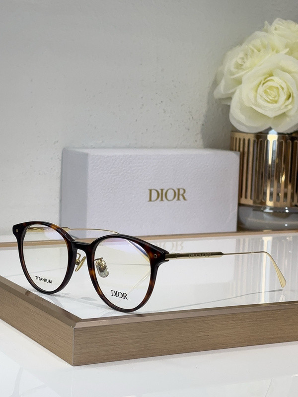 Dior Sunglasses AAAA-3527