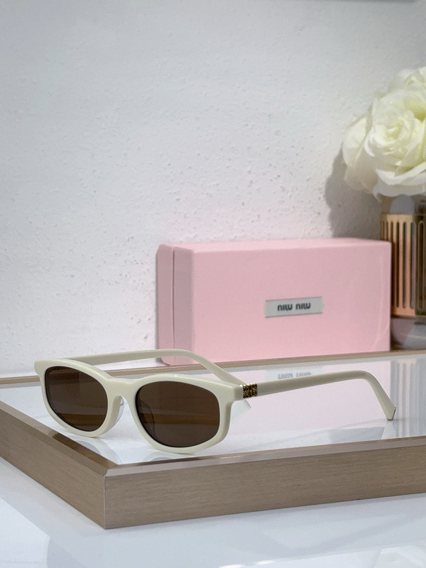 Miu Miu Sunglasses AAAA-1840
