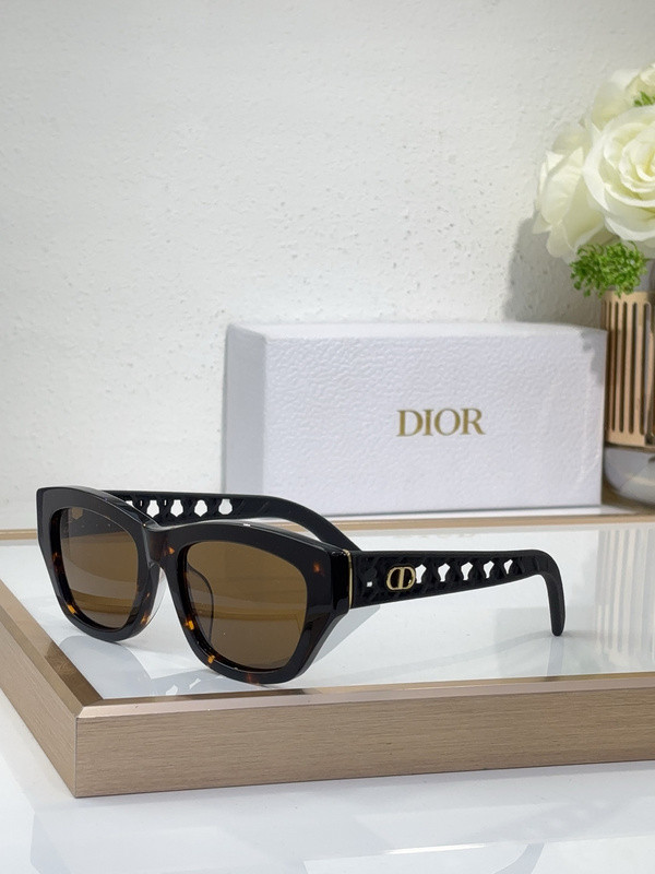 Dior Sunglasses AAAA-3551