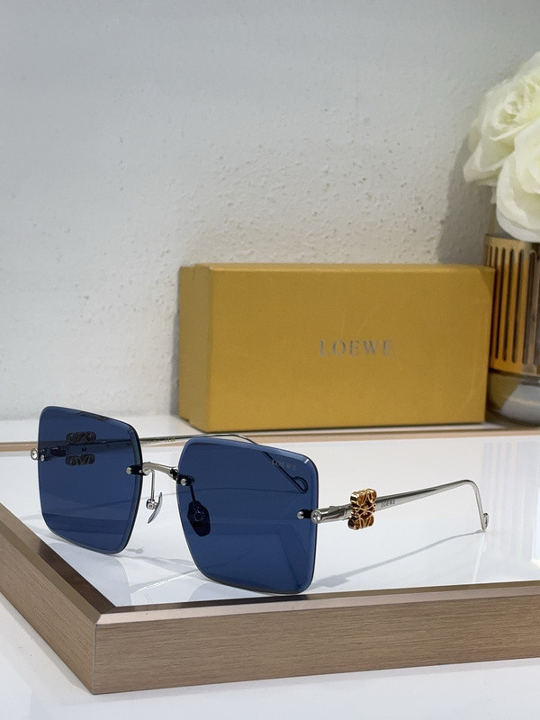 Loewe Sunglasses AAAA-646