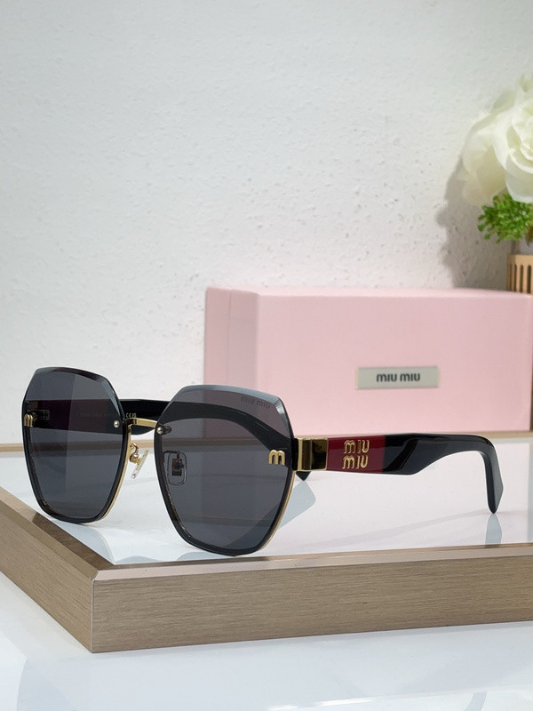 Miu Miu Sunglasses AAAA-1701