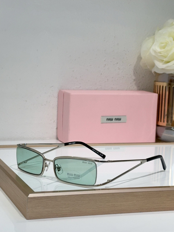 Miu Miu Sunglasses AAAA-1858