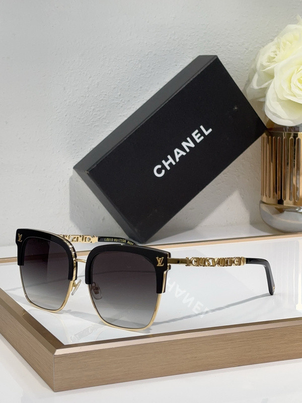 CHNL Sunglasses AAAA-5174