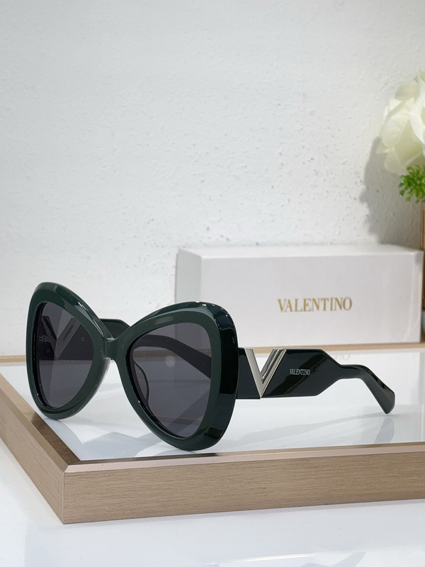 V Sunglasses AAAA-611