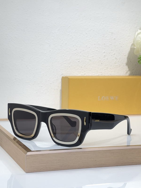 Loewe Sunglasses AAAA-718
