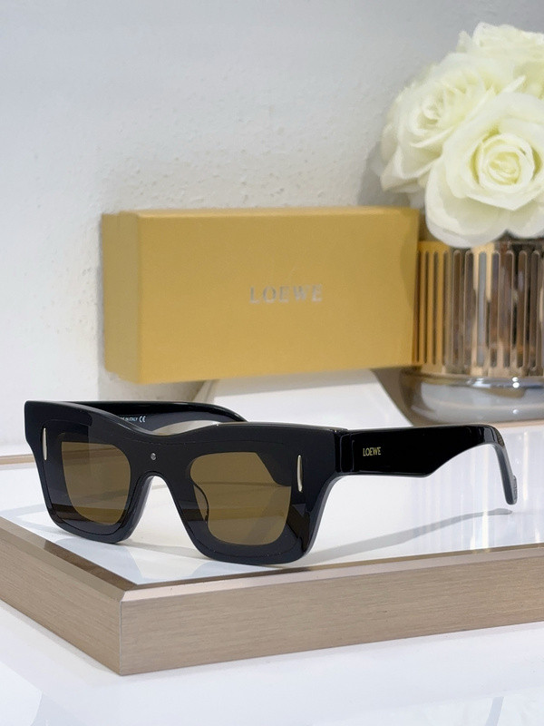 Loewe Sunglasses AAAA-731