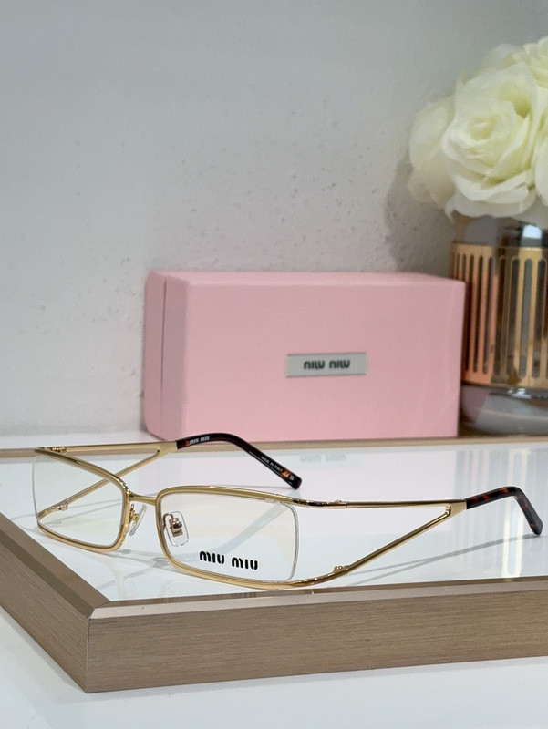 Miu Miu Sunglasses AAAA-1862