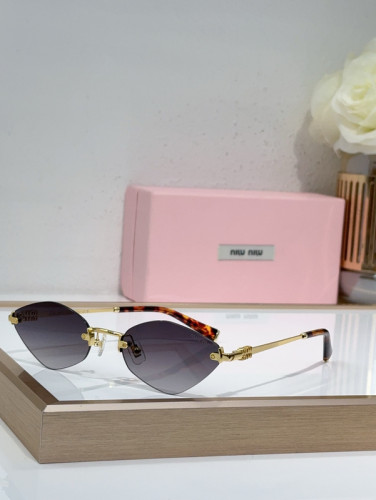 Miu Miu Sunglasses AAAA-1817