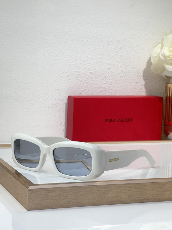 YL  Sunglasses AAAA-1134