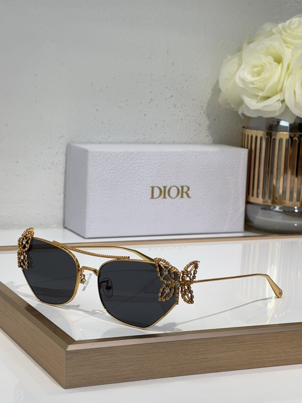 Dior Sunglasses AAAA-3472