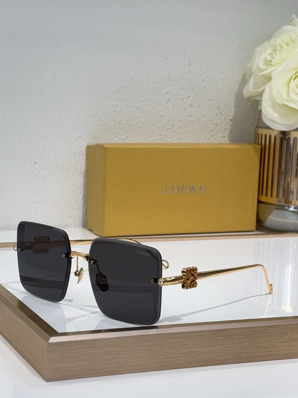 Loewe Sunglasses AAAA-642