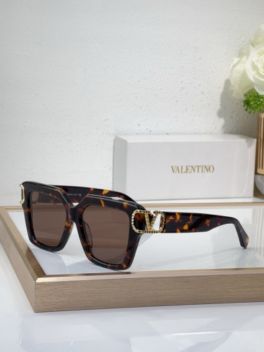 V Sunglasses AAAA-621