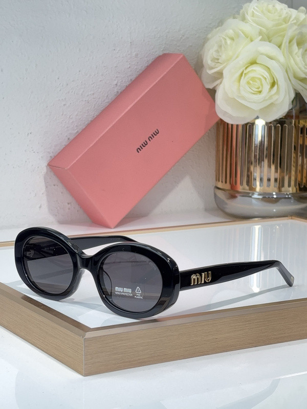 Miu Miu Sunglasses AAAA-1808