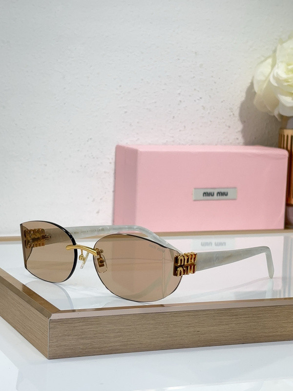 Miu Miu Sunglasses AAAA-1724