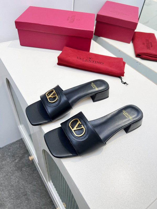 VT women slippers AAA-281