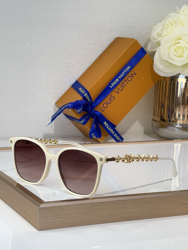 LV Sunglasses AAAA-5675