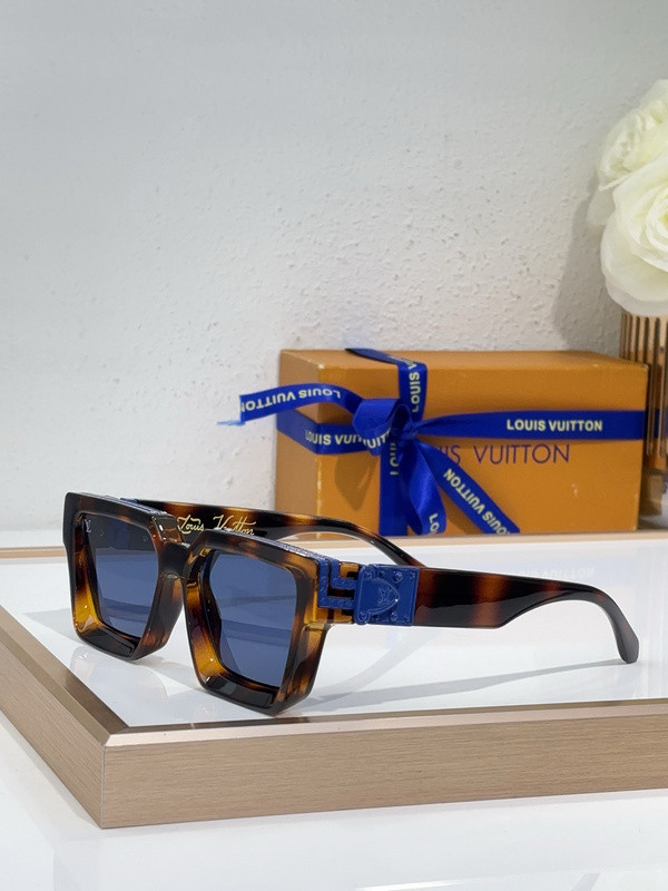 LV Sunglasses AAAA-5595