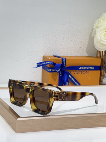 LV Sunglasses AAAA-5600