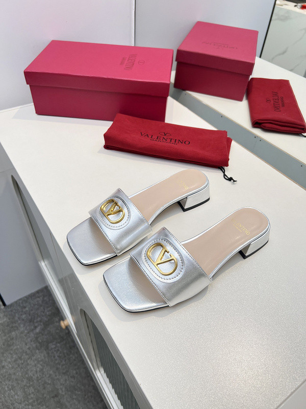 VT women slippers AAA-278