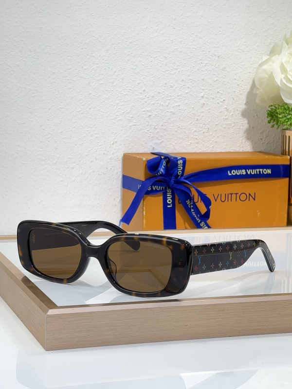 LV Sunglasses AAAA-5803