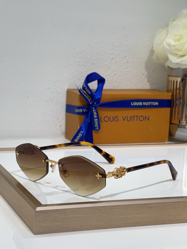 LV Sunglasses AAAA-5821
