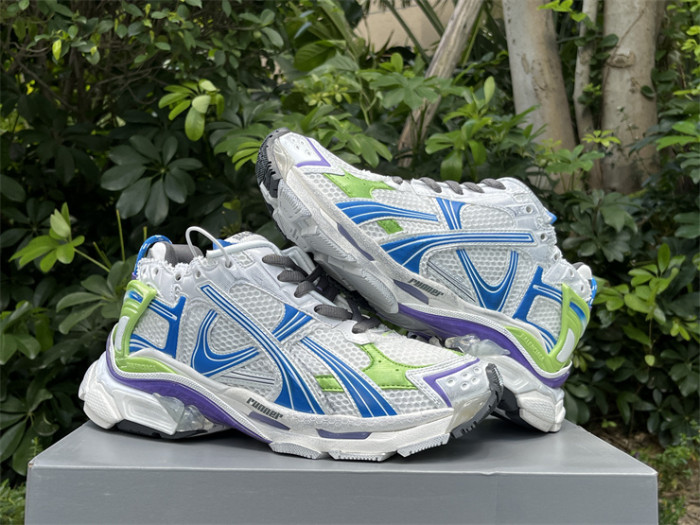 B 17FW Tripe-S High End Sneaker-647