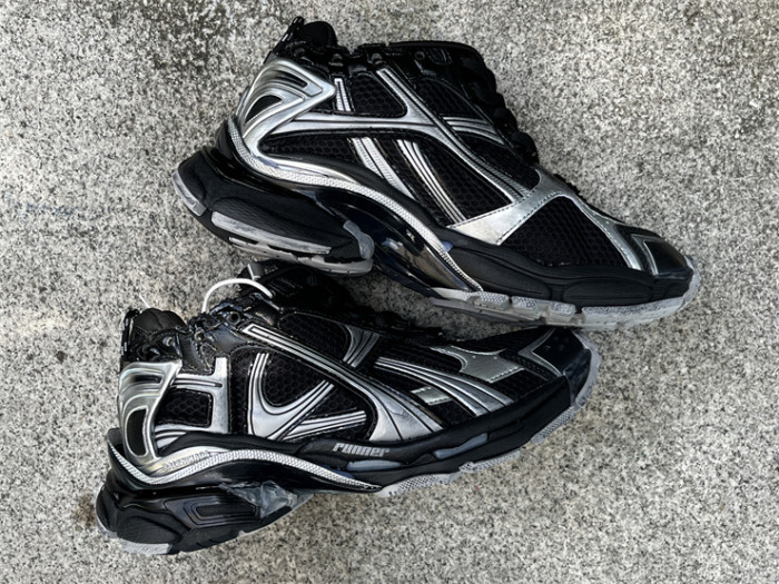 B 17FW Tripe-S High End Sneaker-646