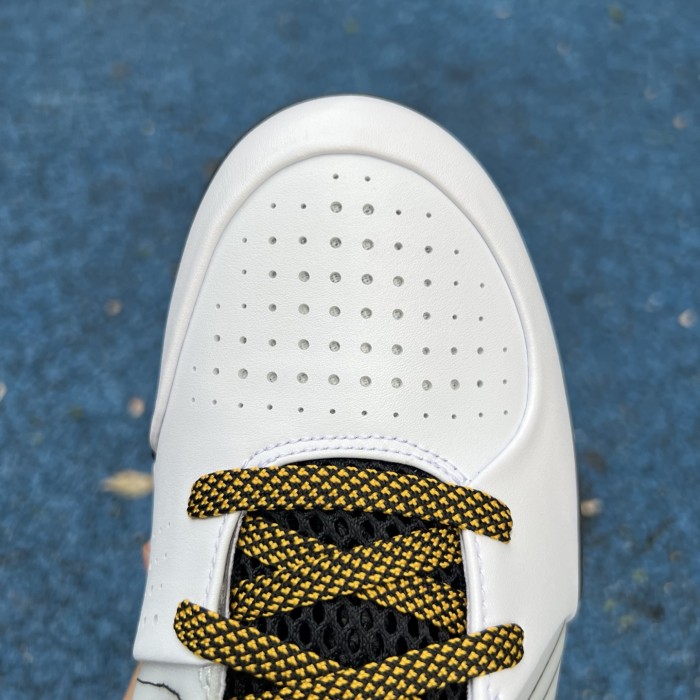 Authentic Nike Kobe 4 Protro White Black Del Sol