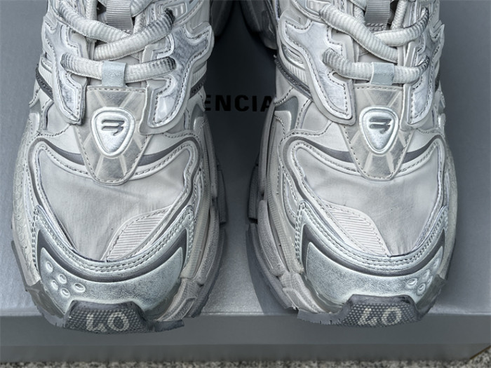 B 17FW Tripe-S High End Sneaker-648