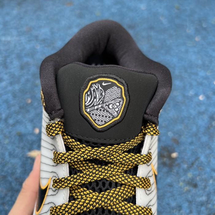 Authentic Nike Kobe 4 Protro White Black Del Sol