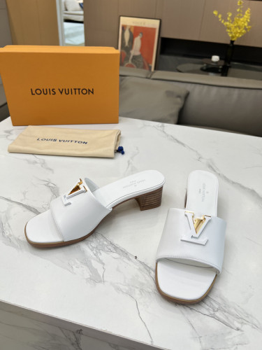 LV women Sandals 1：1 Quality-1076