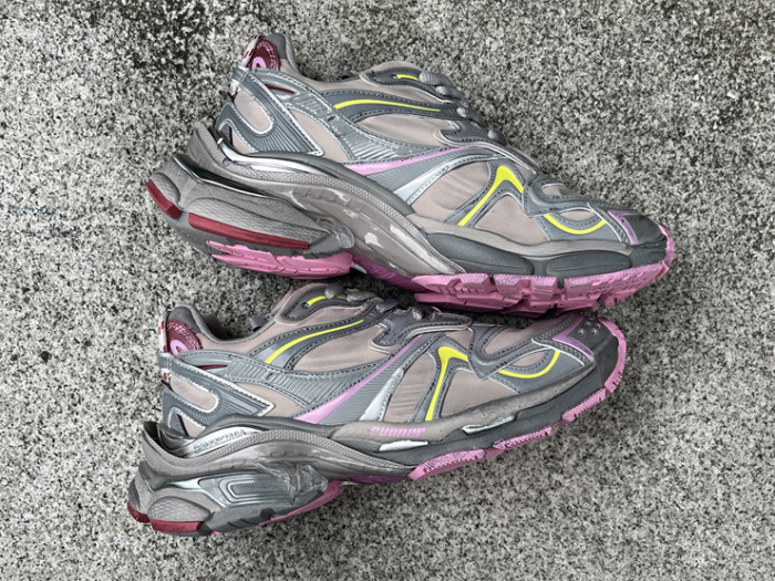 B 17FW Tripe-S High End Sneaker-651