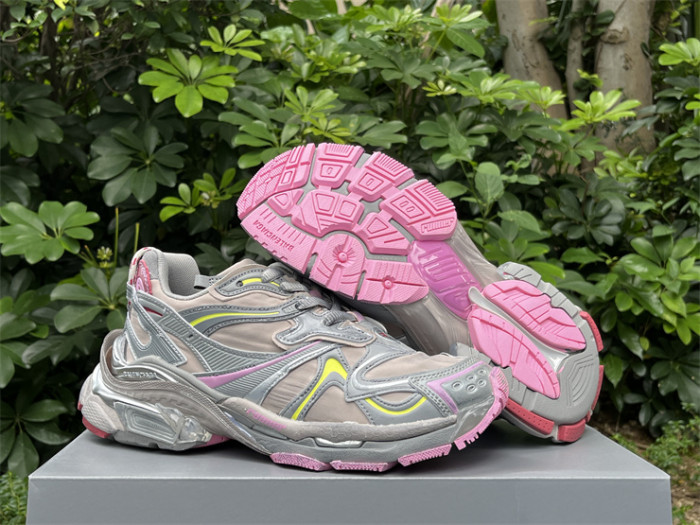 B 17FW Tripe-S High End Sneaker-651