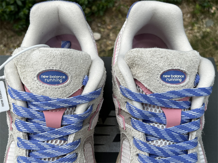 B 17FW Tripe-S High End Sneaker-655