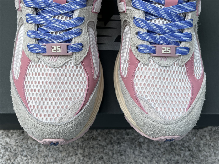 B 17FW Tripe-S High End Sneaker-655