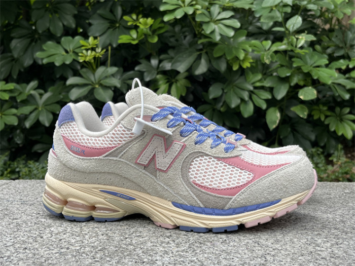 B 17FW Tripe-S High End Sneaker-655