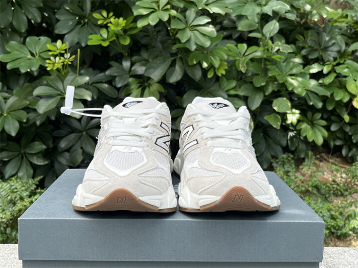 B 17FW Tripe-S High End Sneaker-654