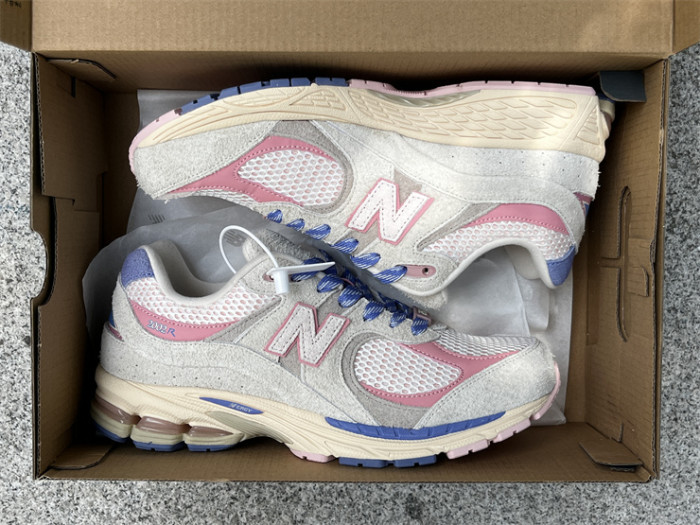 B 17FW Tripe-S High End Sneaker-655