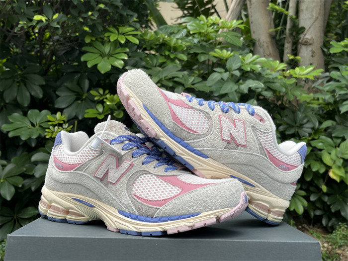 B 17FW Tripe-S High End Sneaker-655