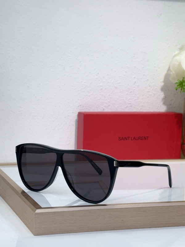 YL  Sunglasses AAAA-1165