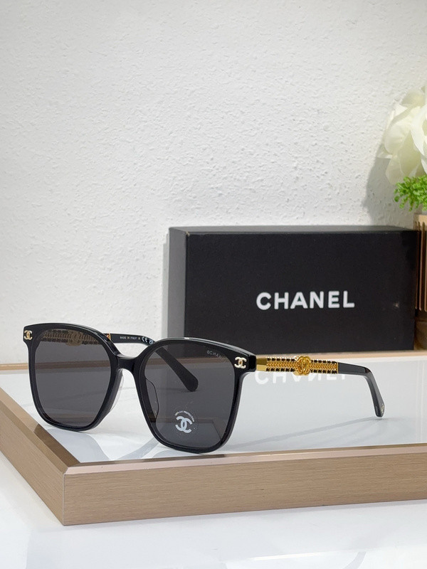 CHNL Sunglasses AAAA-5247