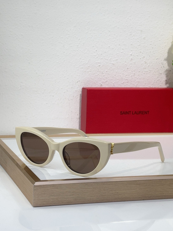 YL  Sunglasses AAAA-1206