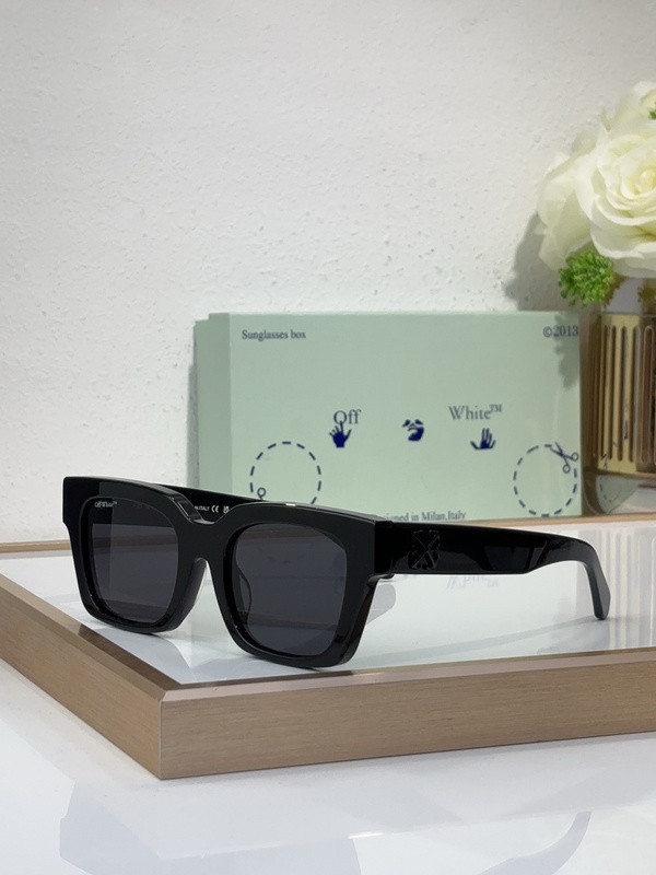 Off white Sunglasses AAAA-934