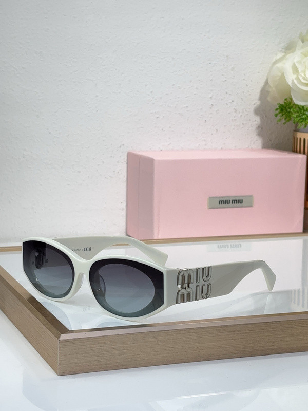 Miu Miu Sunglasses AAAA-1893