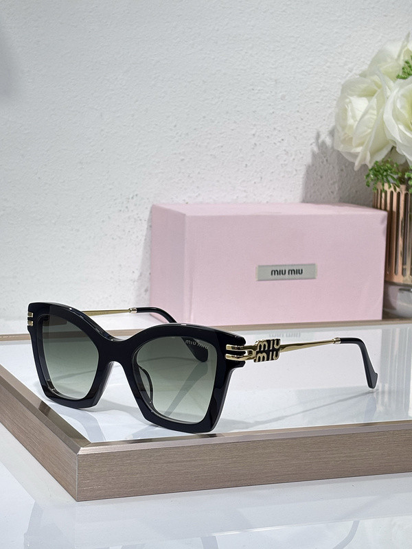 Miu Miu Sunglasses AAAA-2074