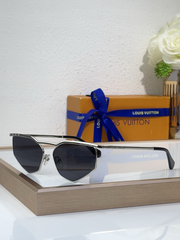 LV Sunglasses AAAA-6174