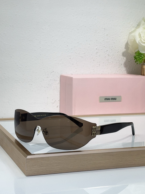 Miu Miu Sunglasses AAAA-1991